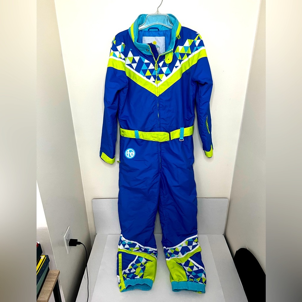 Tipsy Elves Ski/Snowboard One-Piece SnowSuit Women’s Size Large NEVER WORN!